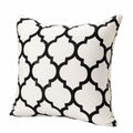 Cojín cuadrado 45 x 45 cm de tela blanco y negro con estampado geométrico decorativo