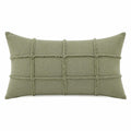 Cojín rectangular 50 x 30 cm de tejido verde salvia para decoración con diseño de flecos